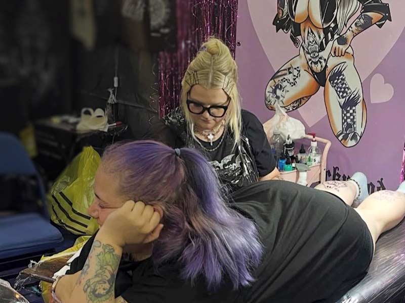 Hayley working at Big Tattoo Melt Down